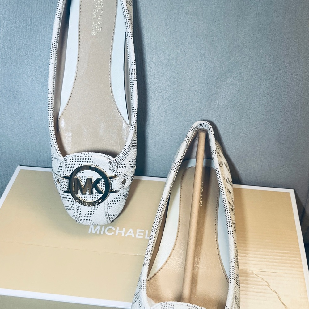 Michael Kors White Logo-Print Ballet Flats with Gold MK Medallion - Picture 3 of 5